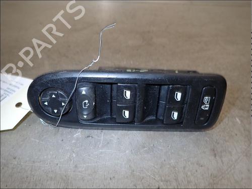 Used Left front window switch Left front window switch PEUGEOT 308 I (4A_, 4C_) 1.6 HDi (109 hp) 34013307 34013307