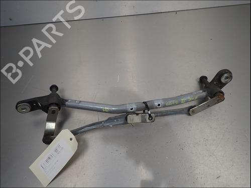 front-wipers-mechanism-renault-clio-iii-br01-cr01-2005-2006-2007-2008-2009-2010-2011-2012-2013-2014-40035328 main image