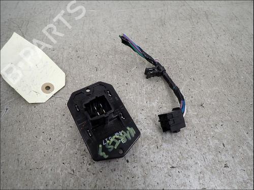 Varmeblæsermodstand Varmeblæsermodstand TOYOTA YARIS (_P13_) 1.4 D (NLP130_, NLP130) (90 hp) 36660701 36660701