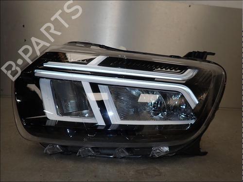 Used Left headlight Left headlight DACIA DUSTER (HM_) 1.5 dCi 115 4x4 (HMAD) (116 hp) 34032410 34032410