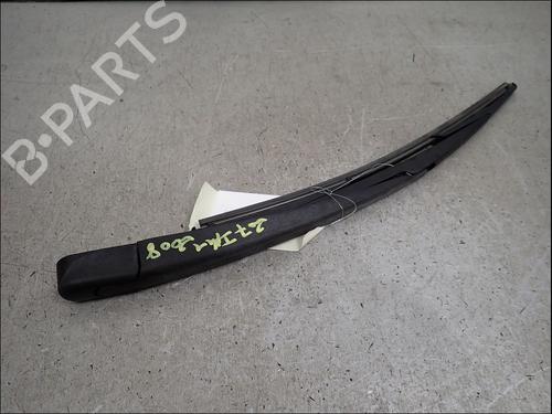 Used Rear windshield wiper arm Rear windshield wiper arm 37681828 37681828