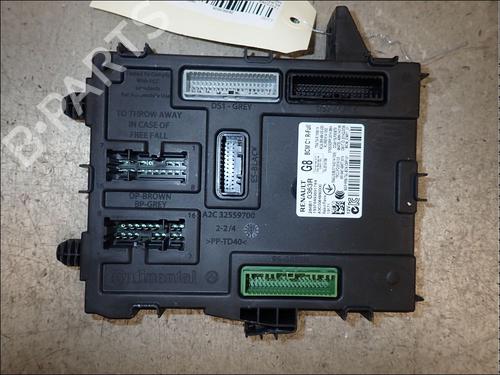 Used Fuse box Fuse box RENAULT SCÉNIC IV (J9_) 1.7 Blue dCi 120 (J9A7, J9A8) (120 hp) 34032897 34032897