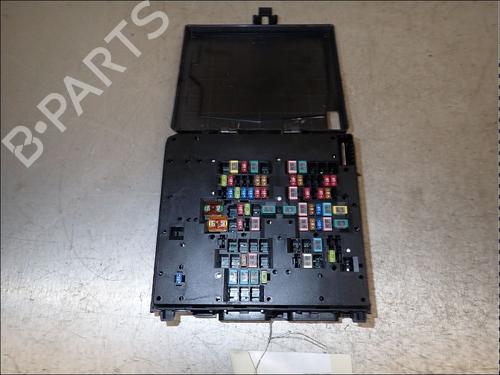 Used Fuse box Fuse box FORD PUMA (J2K, CF7) 1.0 EcoBoost mHEV (125 hp) 34031976 34031976