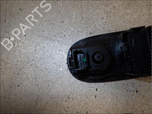 Left front window switch RENAULT MASTER III Van (FV) 2.3 dCi 145 FWD (FV0E, FV0F, FV0H, FV02, FV0M, FV0S,... | BP34036720I27 - Image 3