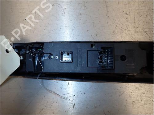 Left front window switch MAZDA 5 (CR) 2.0 CD (CR19) | BP34027388I27 - Image 4