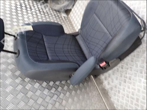 Left front seat PEUGEOT PARTNER Tepee 1.6 HDi 16V | BP34532509C15 - Image 5