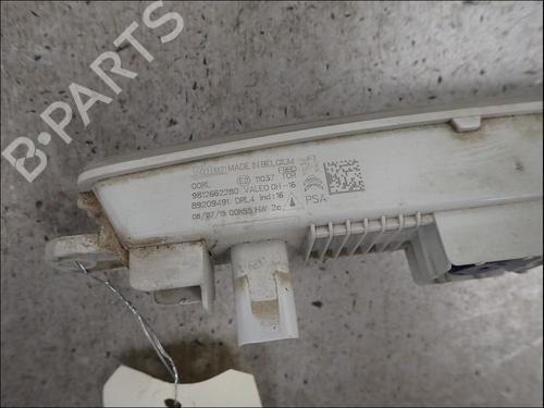 Left front fog light CITROËN C3 Picasso (SH_) 1.2 THP 110 (SHHNZ6) | BP37507670C30 - Image 3