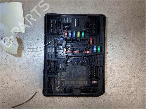 Used Fuse box Fuse box RENAULT CAPTUR II (HF_) E-TECH 145 (HFMU, HFMM) (145 hp) 34016671 34016671