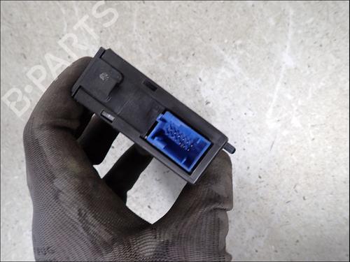 Card reader RENAULT LAGUNA II (BG0/1_) 1.9 dCi (BG08, BG0G) | BP37507516E4 - Image 4