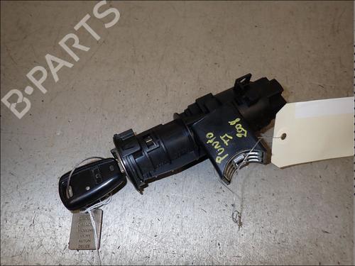 Used Ignition barrel Ignition barrel FIAT PUNTO (188_) 1.3 JTD 16V (70 hp) 34019656 34019656