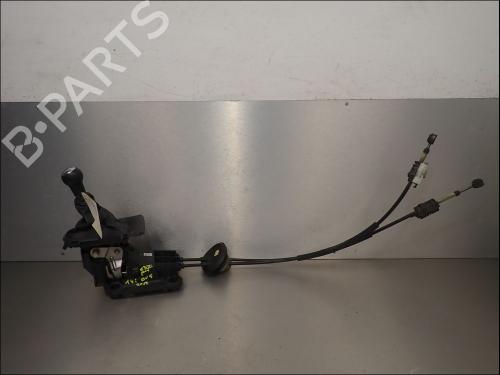 Used Gear lever Gear lever CITROËN C3 II (SC_) 1.4 (73 hp) 40491135 40491135