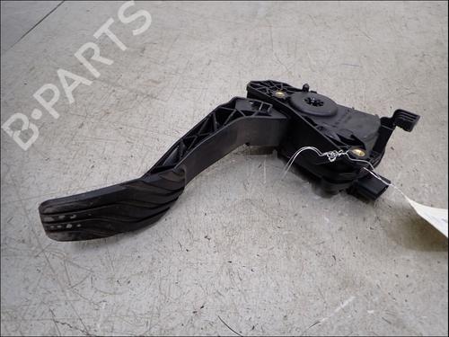 pedal-nissan-micra-v-k14-2016-36525135 main image