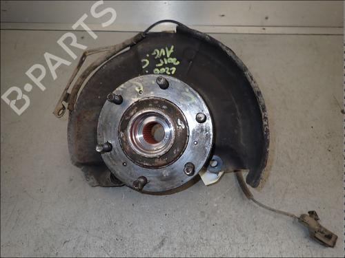 Used Left front steering knuckle Left front steering knuckle MITSUBISHI L200 / TRITON (KA_T, KB_T) 2.5 DI-D 4WD (KB4T) (178 hp) 34031175 34031175