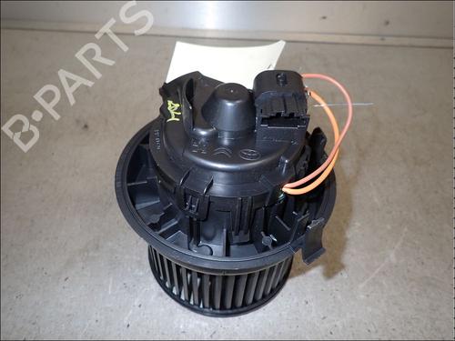 Used Heater blower motor Heater blower motor PEUGEOT 108 1.0 VTi 72 (72 hp) 34019746 34019746