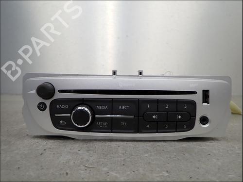 radio-renault-megane-iii-hatchback-bz01_-b3_-2008-36692837 main image