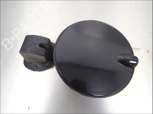 Used Fuel flap Fuel flap OPEL MERIVA A MPV (X03) 1.4 16V Twinport LPG (E75) (90 hp) 39737182 39737182