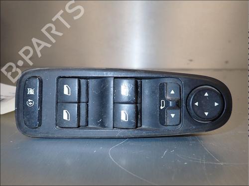 Used Left front window switch Left front window switch CITROËN C4 Picasso I MPV (UD_) 1.6 HDi (109 hp) 34025783 34025783