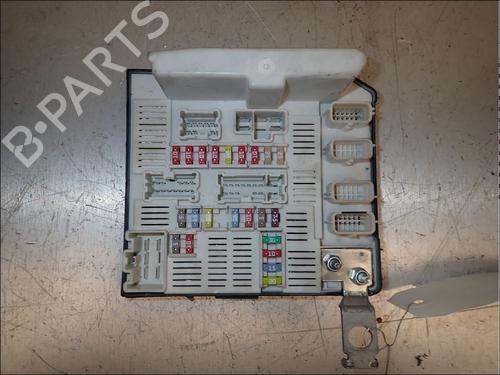 fuse-box-renault-scenic-ii-jm01_-2003-2004-2005-2006-2007-2008-2009-2010-34019581 main image