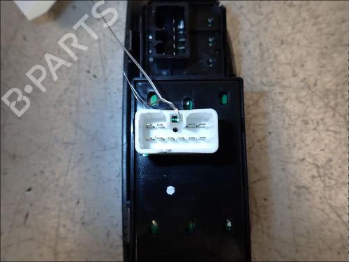Left front window switch HYUNDAI COUPE II (GK) 2.0 GLS | BP34012391I27 - Image 4