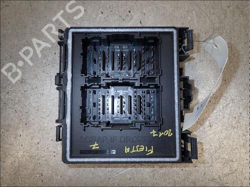 Used Fuse box Fuse box FORD FIESTA VII (HJ, HF) 1.0 EcoBoost (101 hp) 34013484 34013484