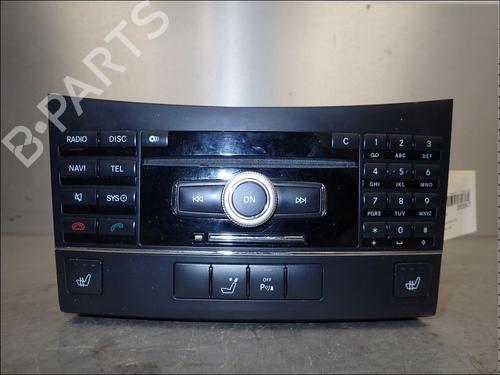 Used Radio Radio MERCEDES-BENZ E-CLASS (W212) E 350 CDI 4-matic (212.089) (231 hp) 34013832 34013832