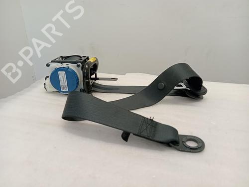 front-left-seatbelt-toyota-aygo-x-_b7_-2022-34639970 main image