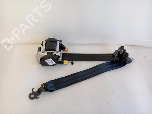 front-left-seatbelt-volvo-ex30-416-2023-39729449 main image