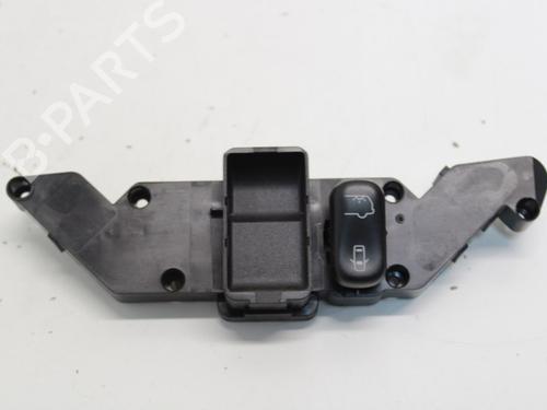 Used Headlight switch Headlight switch MERCEDES-BENZ M-CLASS (W163) ML 270 CDI (163.113) (163 hp) 33781697 33781697