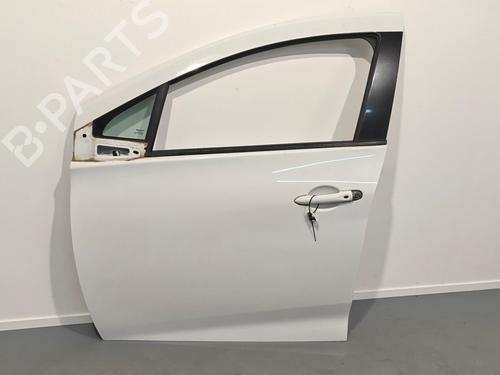 Used Left front door Left front door RENAULT ZOE Hatchback Van (BFM_) Electric (BFME) (92 hp) 36219063 36219063