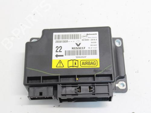 Used ECU airbags ECU airbags RENAULT MEGANE III Hatchback (BZ0/1_, B3_) 1.5 dCi (BZ0C) (90 hp) 33781107 33781107