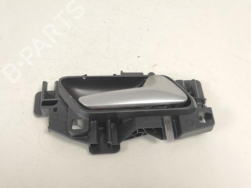 Used Rear right exterior door handle Rear right exterior door handle PEUGEOT 5008 II (MC_, MJ_, MR_, M4_) 1.2 THP (MRHNYH, MRHNYW, MRHNSJ, MRHNSU, MRHNSM) (131 hp) 33776804 33776804