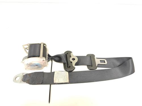 Used Rear right seatbelt Rear right seatbelt TOYOTA YARIS (_P1_) 1.3 (SCP12_, SCP13_, SCP12R, SCP13R) (87 hp) 33789678 33789678