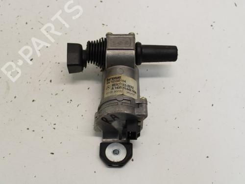 Used Electronic module Electronic module MERCEDES-BENZ M-CLASS (W163) ML 270 CDI (163.113) (163 hp) 33781685 33781685