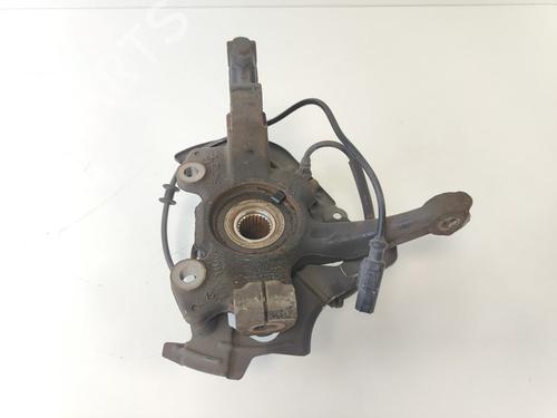 Used Right front steering knuckle Right front steering knuckle LANCIA YPSILON (312_) 0.9 TwinAir (312.PXG11, 312.PXG1A, 312.YXG11, 312.YXG1A) (86 hp) 33776177 33776177
