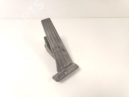 Pedale Pedale BMW 1 (F20) 114 i (102 hp) 33784457 33784457