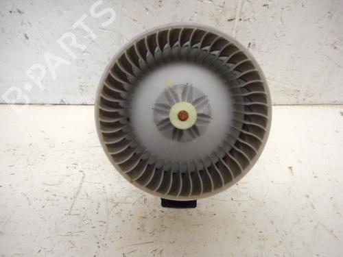 Used Heater blower motor Heater blower motor SUZUKI SWIFT III (MZ, EZ) 1.3 (RS413, ZC11S) (92 hp) 33778196 33778196