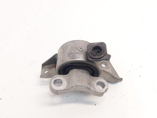 Used Engine mount Engine mount OPEL ADAM (M13) 1.4 (101 hp) 33774878 33774878