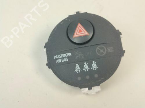 Used Warning switch Warning switch TOYOTA YARIS (_P13_) 1.0 (KSP130_, KSP130) (69 hp) 33785557 33785557