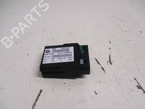 Used Electronic module Electronic module BMW 1 (E87) 118 d (122 hp) 33778143 33778143