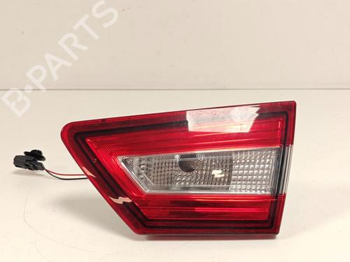 right-taillight-renault-clio-iv-bh_-2012-2013-2014-2015-2016-2017-2018-2019-2020-2021-33790634 main image