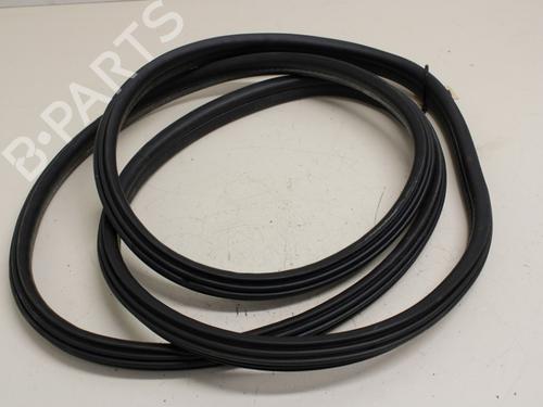 Gummiliste Gummiliste CITROËN C4 I (LC_) 1.6 16V (109 hp) 33780300 33780300