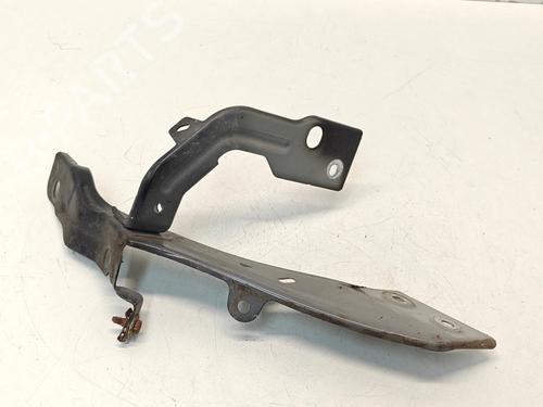 Støtte Støtte RENAULT MEGANE IV Hatchback (B9A/M/N_) 1.2 TCe 130 (B9MR) (130 hp) 39889281 39889281
