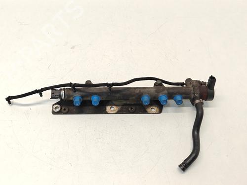 Flauto iniezione Flauto iniezione OPEL CORSA C (X01) 1.3 CDTI (F08, F68) (70 hp) 39766645 39766645