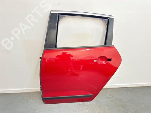 Used Left rear door Left rear door 33777132 33777132