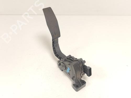 Pedal Pedal FIAT CROMA (194_) 2.2 16V (147 hp) 33786481 33786481
