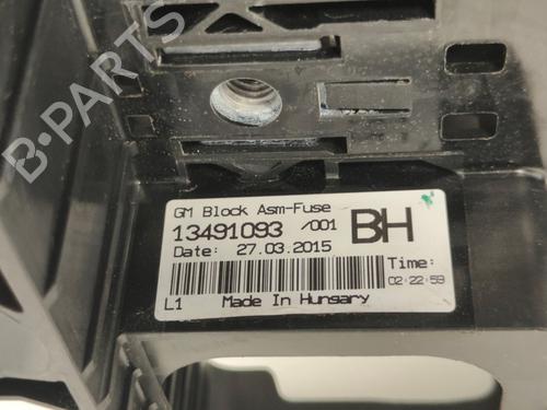 Fuse box OPEL CORSA E (X15) 1.0 (08, 68) | BP33787913E1 - Image 3