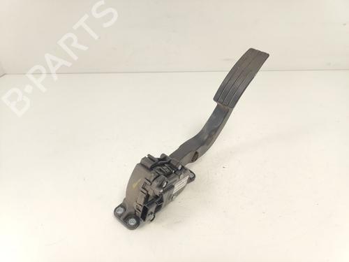 Pedal Pedal RENAULT TWINGO II (CN0_) 1.2 (CN0D) (58 hp) 33777470 33777470