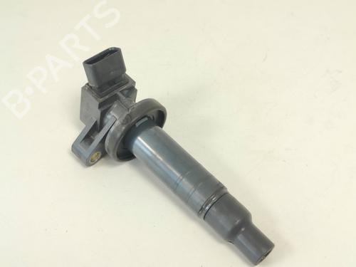 Used Ignition coil Ignition coil TOYOTA YARIS (_P13_) 1.0 (KSP130_, KSP130) (69 hp) 33785579 33785579