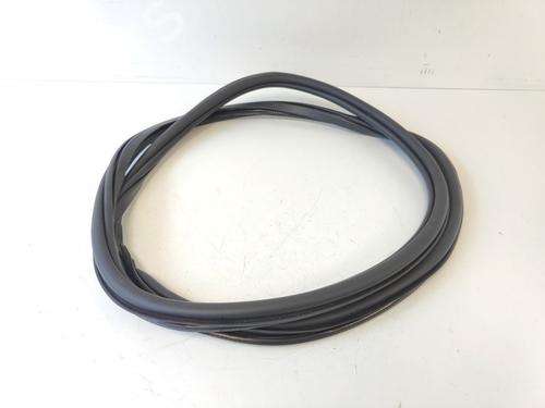 Used Rubber door seal Rubber door seal SKODA OCTAVIA III (5E3, NL3, NR3) 1.0 TSI (115 hp) 33786769 33786769