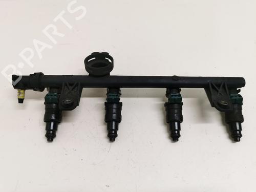 Used Injection rail Injection rail RENAULT CLIO II (BB_, CB_) 1.4 (B/CB0C, B/CB0S) (75 hp) 33779870 33779870